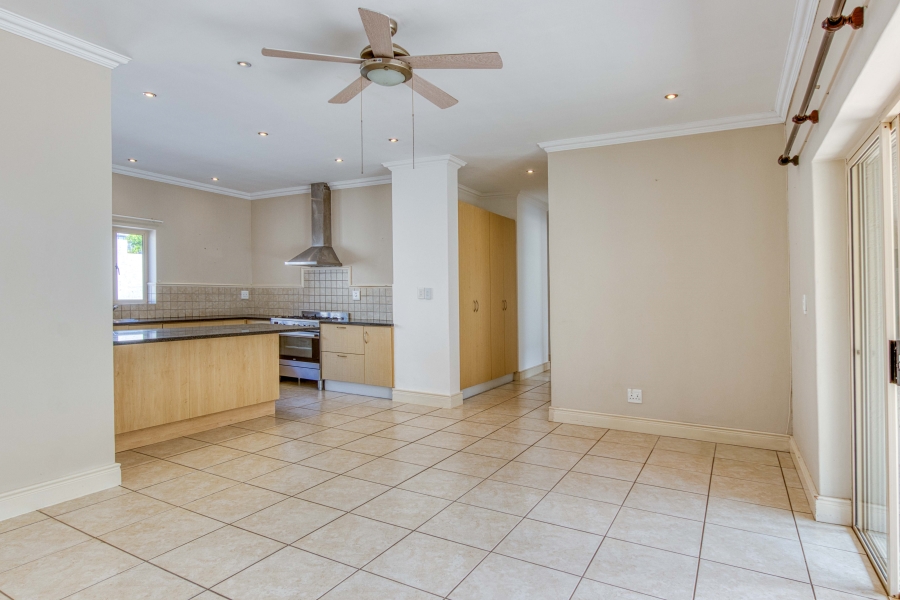 3 Bedroom Property for Sale in Bakkershoogte Western Cape